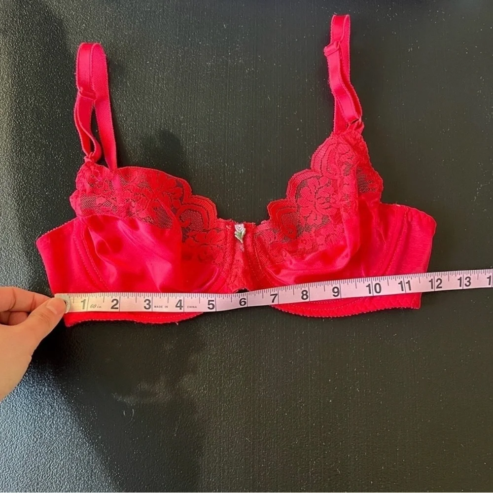 Vintage 90s JCPenney Fantasia Red Lace Underwire Bra Size 34C Romantic Lingerie - Picture 8 of 8